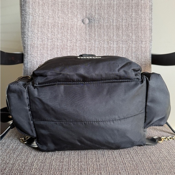Authentic Burberry backpack - Picture 6 of 15